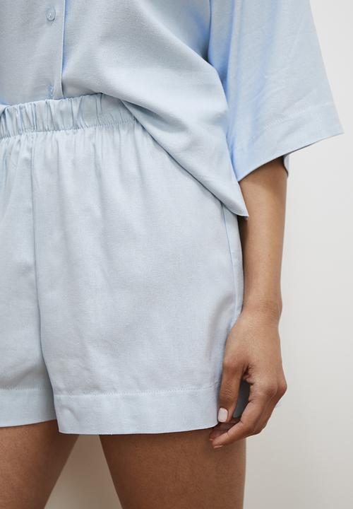 edit - Linen blend button down set - dream blue
