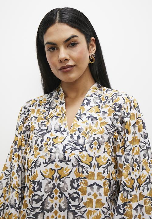 edit - Balloon sleeve v-neck blouse - golden tapestry print