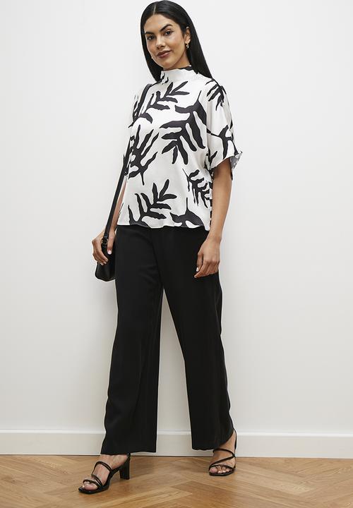 edit - Basic satin shell - white & black