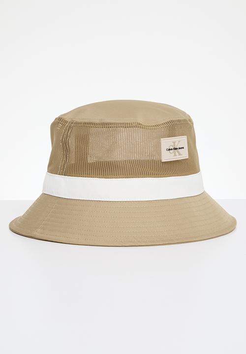 Calvin Klein - Sport essentials bucket hat ut - travertine