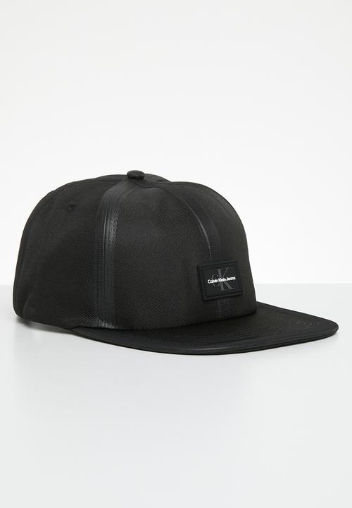 Calvin Klein - Sport essentials flat cap ut - black