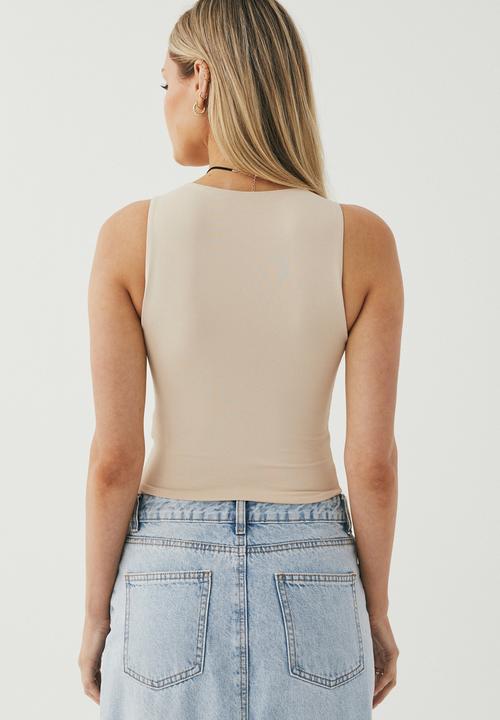 Supré  - Luxe cropped tank - london beige