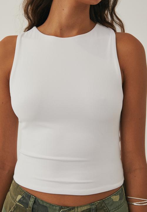 Supré  - Luxe cropped tank - white