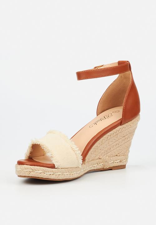 Miss Black - Jojo 10 wedge heel - neutral
