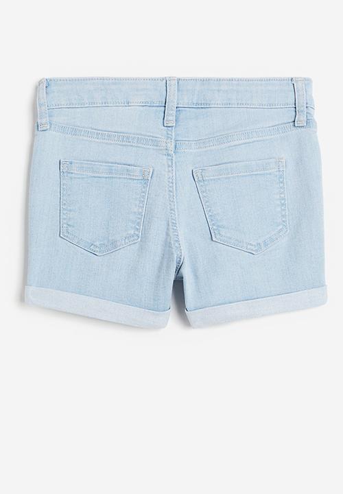 H&M - Superstretch denim shorts - light denim blue