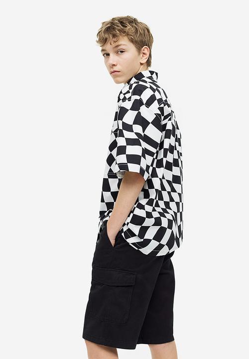 H&M - Twill cargo shorts - black