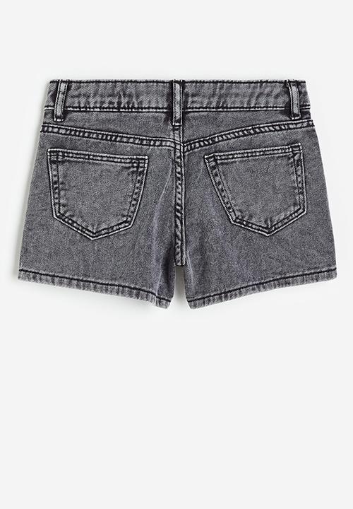 H&M - Relaxed fit high shorts - black