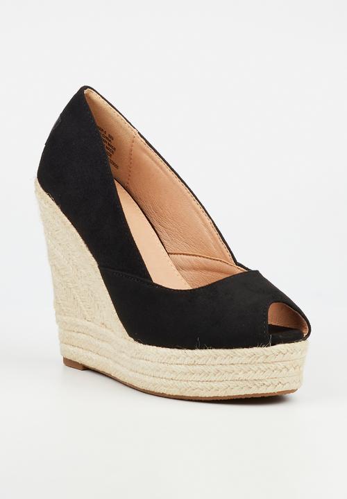 Miss Black - Moniker 5 wedge heel - black