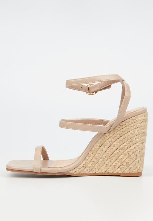 Miss Black - Tania 1 wedge heel - taupe
