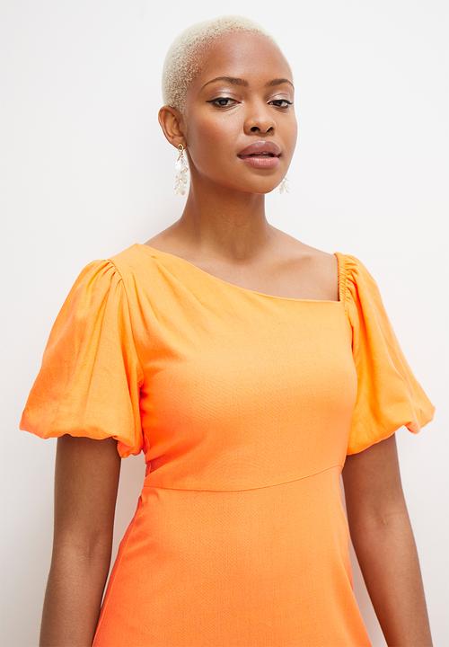 MILLA - Asym balloon sleeve fit & flare dress - apricot