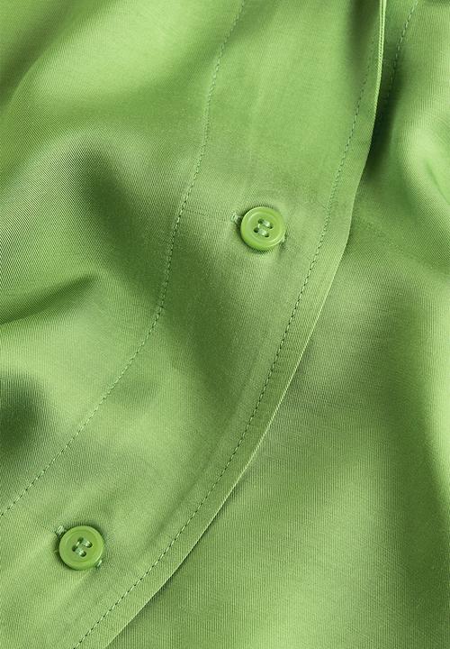 H&M - Boxy viscose blouse - green