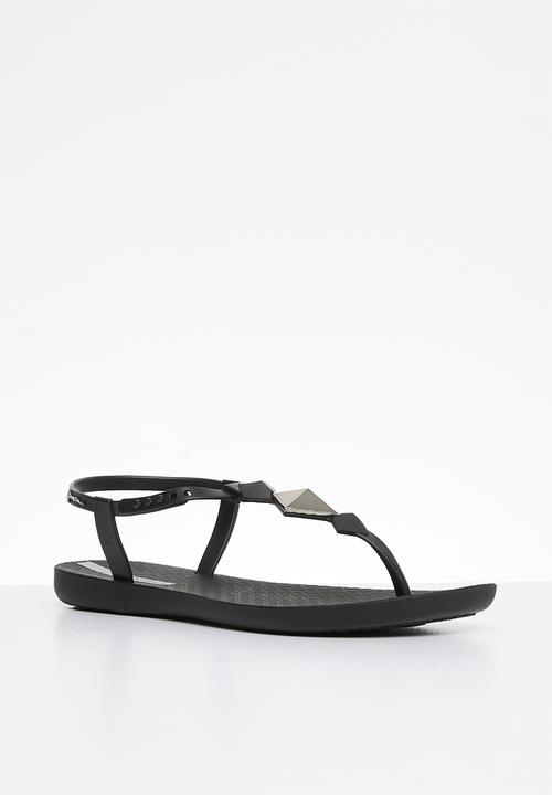 Ipanema - GIL27101 sandal - black