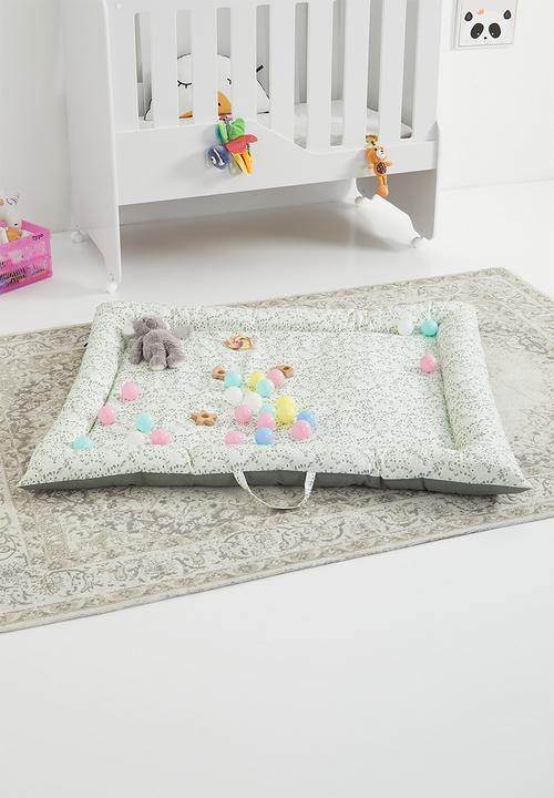 Sixth Floor - Priyal playmat - green