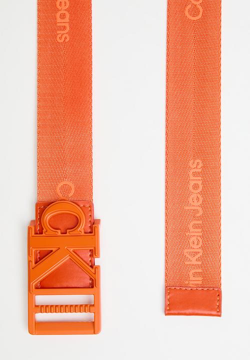 Calvin Klein - Monogram logo webbing belt  35mm-vibrant orange