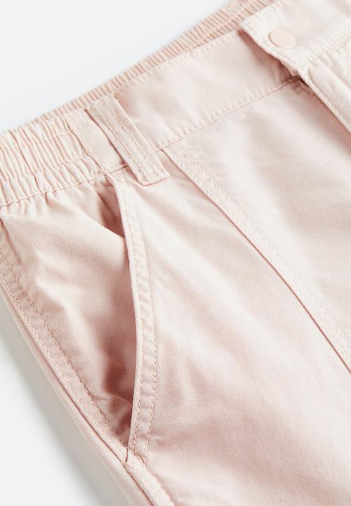 H&M - Canvas cargo trousers - light pink