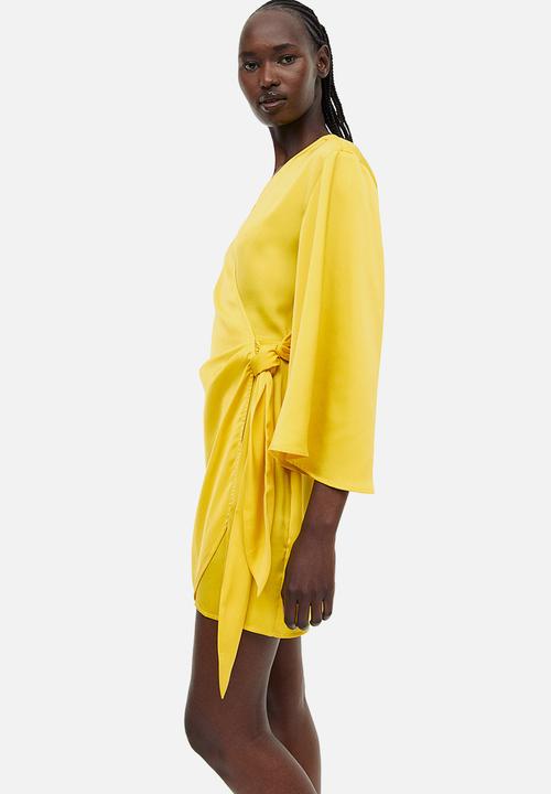 H&M - Satin wrap dress - yellow