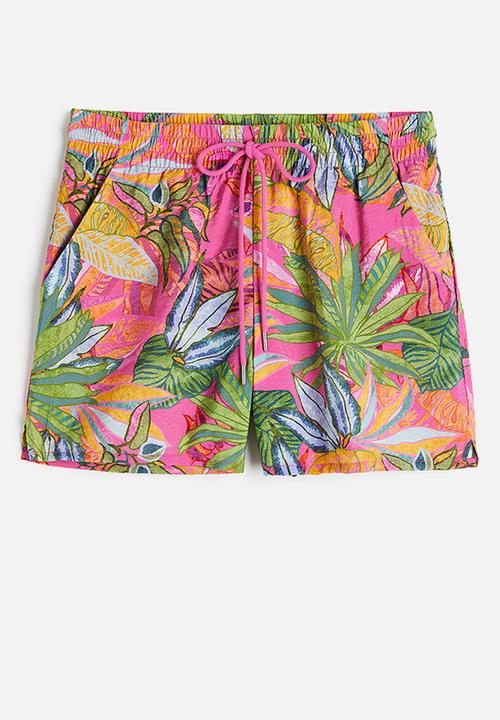 H&M - Pull-on shorts - cerise leaf-patterned