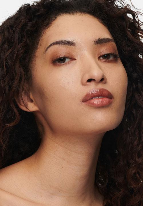 MAC - Studio Radiance Serum Powered Foundation 30ml - NC17