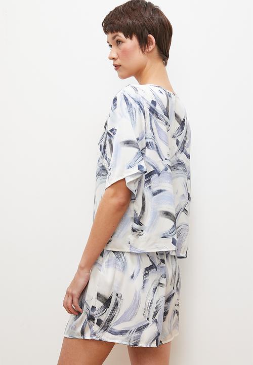 edit - Satin short & tee set - blues brushstroke