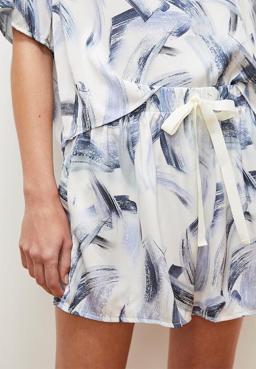 edit - Satin short & tee set - blues brushstroke