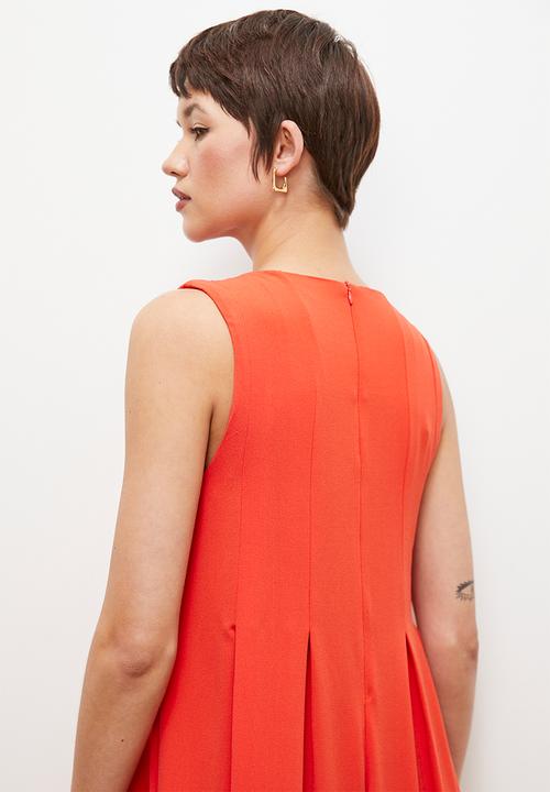 edit - Wide leg pleated jumpsuit - red