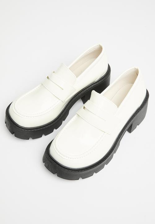 Superbalist - Irina chunky high loafer - white