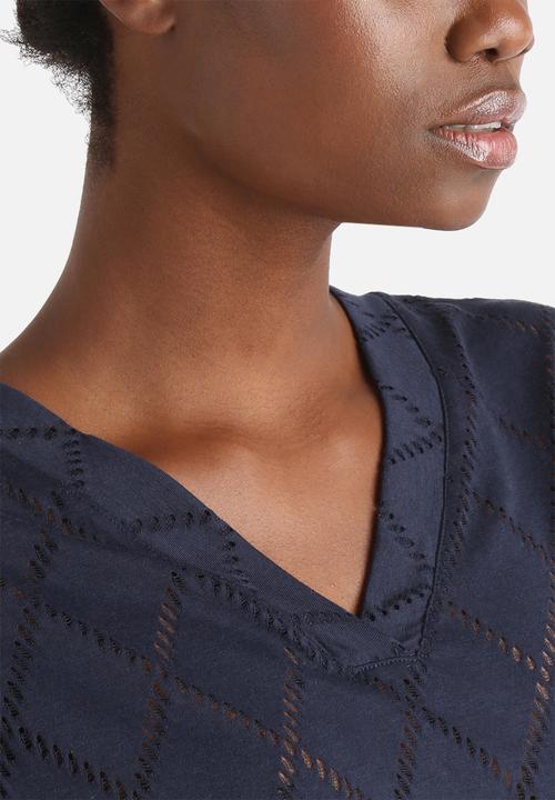 Vero Moda - Rosi V-Neck Top 