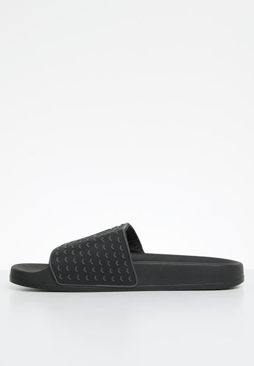 S.P.C.C - Rendell slide - charcoal