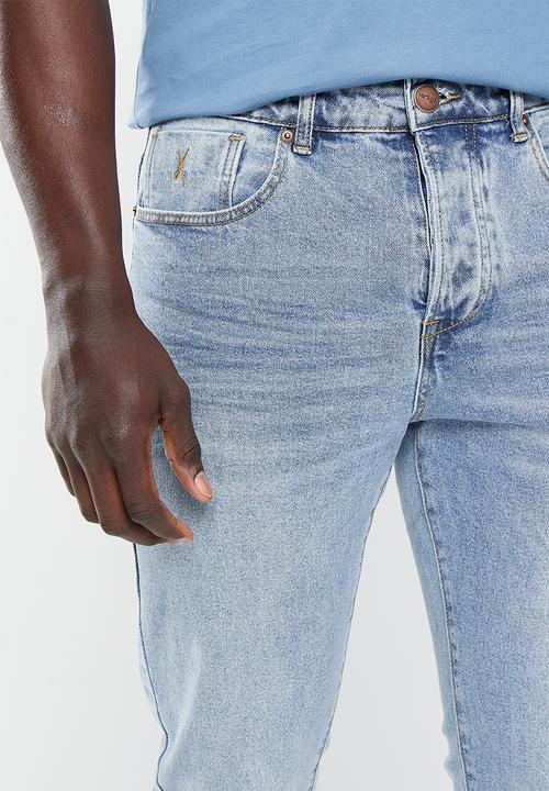 Vertigo - Mens vertigo core slim leg denim jean - lt abrasion wash