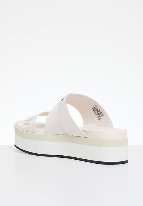 Calvin Klein - Flatform sandal webbing - ancient white