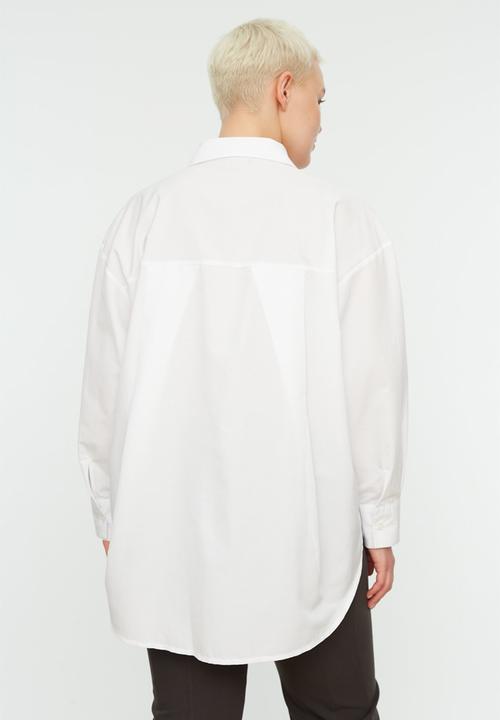 Trendyol - Plus regular long sleeve shirt - white