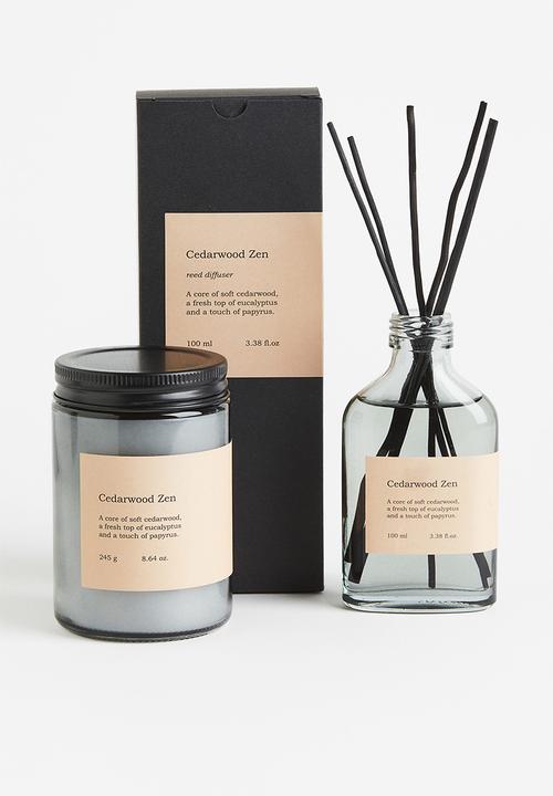 H&M - Scented candle in glass jar - grey/cedarwood zen