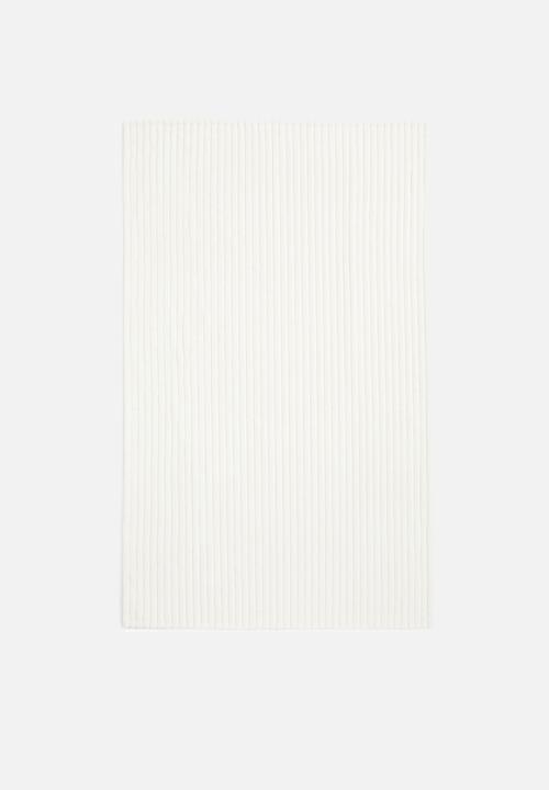 H&M - Ribbed bedspread - white