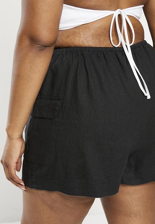 Cotton On - Plus frankie linen cargo short - black