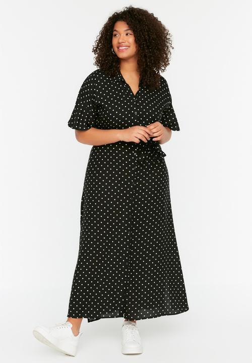 Trendyol - Plus polka dot maxi dress - black