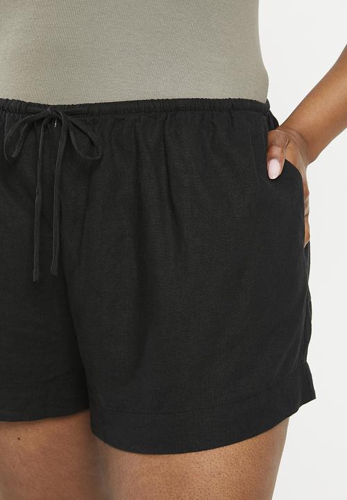 Cotton On - Plus haven short - black