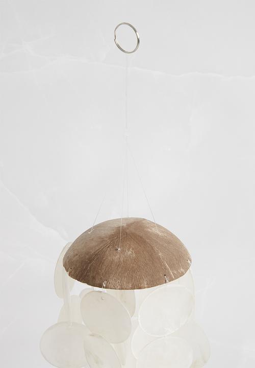 H&S - Capiz shell wind chime - white