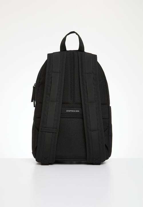 Kapten & Son - Aalborg - all black