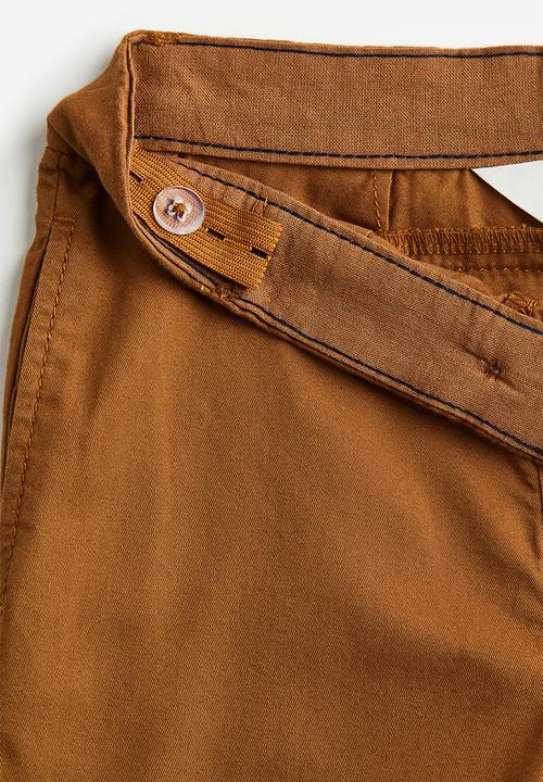 H&M - Relaxed fit cotton chinos - brown