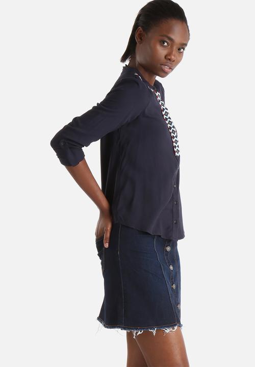 Vero Moda - Scarlet Shirt