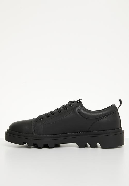 MAZERATA - Vinchey 32 nubuck - black