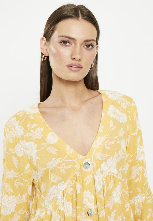 Stella Morgan - Bell sleeve printed blouse - mustard