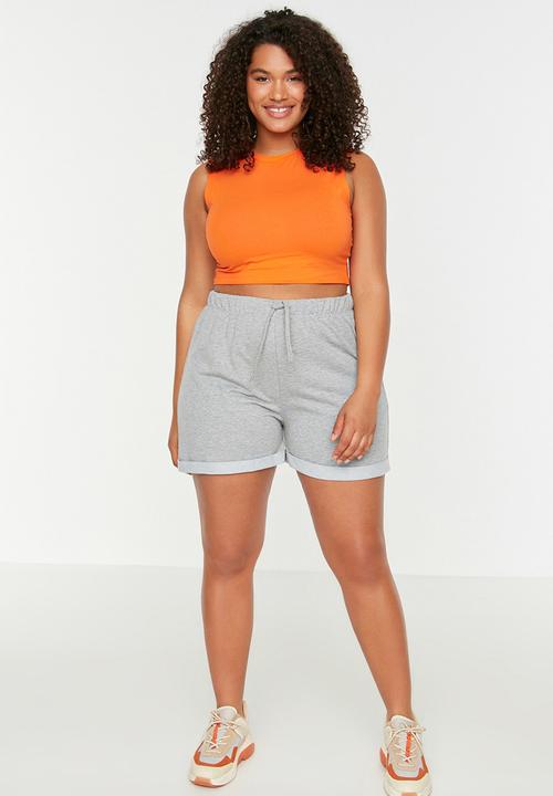 Trendyol - Plus knit shorts - grey