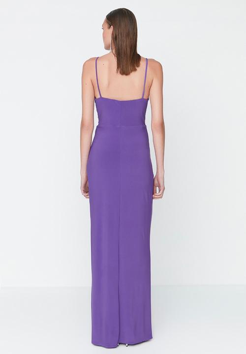 Trendyol - V-neck evening dress - purple