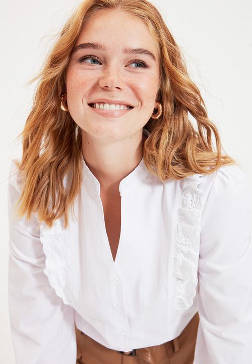 Trendyol - Regular long sleeve shirt - white