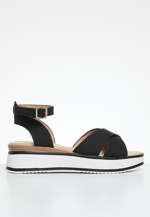 Madison® - Helana ankle tie flatform sandal - black