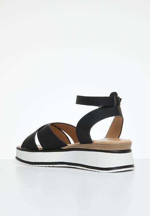 Madison® - Helana ankle tie flatform sandal - black