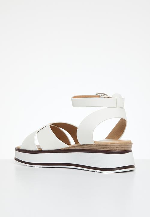 Madison® - Helana ankle tie flatform sandal - white