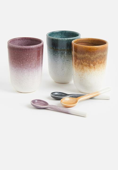 H&M - Stoneware cup - turquoise & natural white
