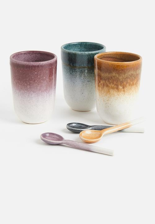 H&M - Stoneware cup - light brown & natural white 